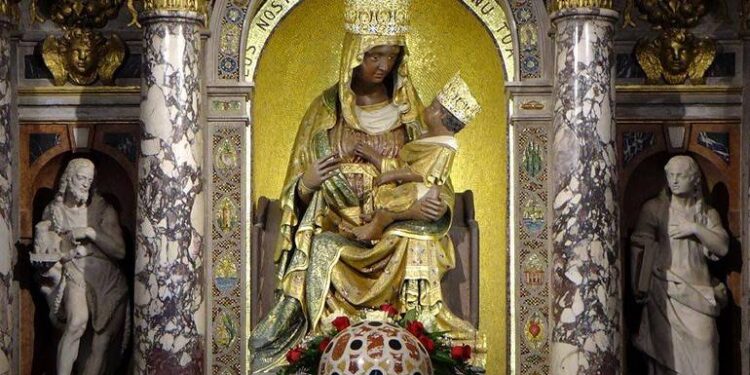 Castelmonte sotto il manto di Maria