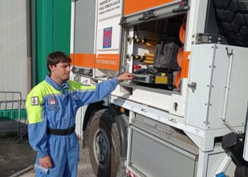 21 enne di Tricesimo festeggia il compleanno aiutando in Romagna
