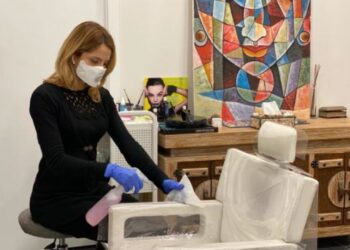 3200 parrucchieri ed estetisti scrivono al Parlamento: dilagano gli abusivi