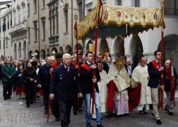 A Udine Corpus Domini con le parrocchie della città