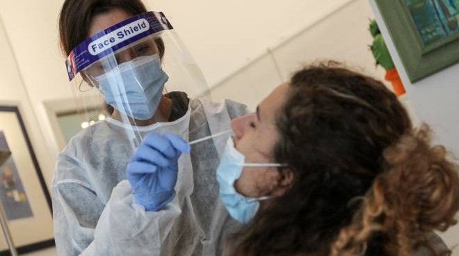 A giorni i tamponi rapidi in farmacia