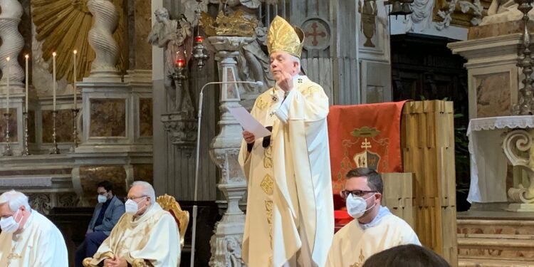 «Abbiamo bisogno di santi che vivono la resurrezione di Cristo»