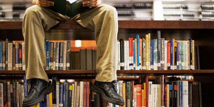 Abitanti Fvg da record nella lettura di libri e quotidiani