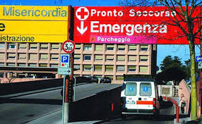 Accoltella il marito dopo una lite