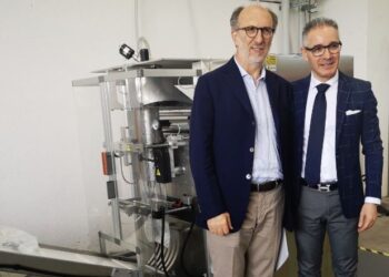 Acqua potabile in buste per le emergenze idriche