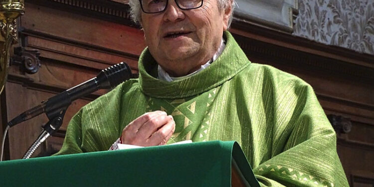 Addio a mons. Dario Savoia