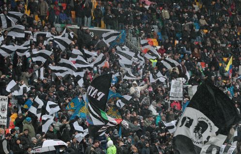Aggredì tifosi, denuncia e Daspo per un friulano
