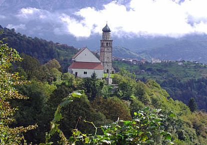 Alla Pieve di Zuglio con mons. Zenari