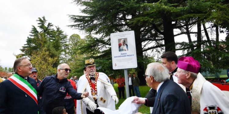 Alla Scuola Deciani parco intitolato a San Giovanni Paolo II