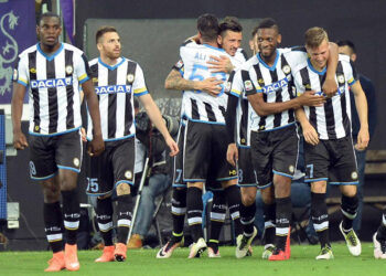 Allungo salvezza: 2-1 con la Fiorentina