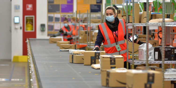 Amazon apre a Udine, 100 posti di lavoro