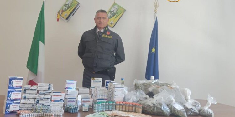 Anabolizzanti, arrestato bodybuilder a Tarcento