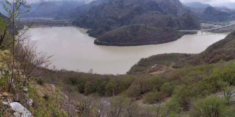 Cavazzo, un lago di fango