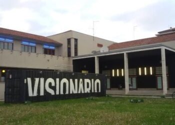Apre il “nuovo” Visionario