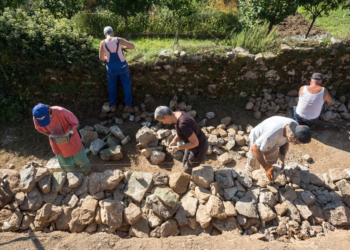 Artegna, corso sui muri a secco
