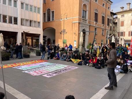 “Basta violenza sul Pianeta”, manifestazioni nelle piazze in Fvg