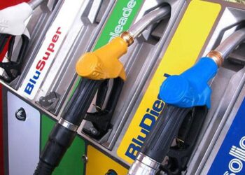 Benzina, nuovo sistema di sconti nel 2023