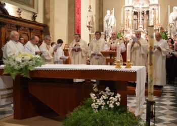 “Camminate insieme a don Valerio”