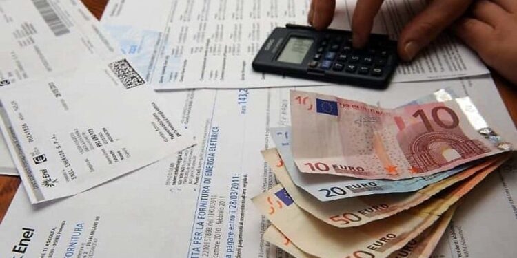 Caro energia, ristori a oltre 12mila piccole e medie aziende