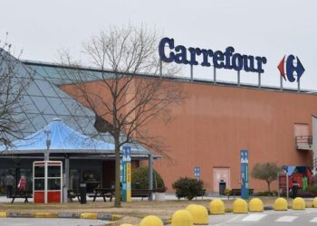 Carrefour, dipendenti in stato di agitazione
