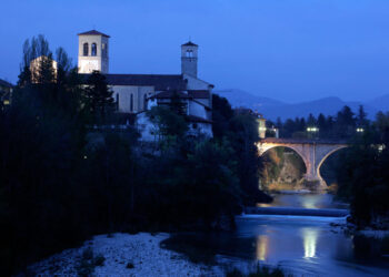 Catechisti in cammino e in preghiera nella notte a Cividale