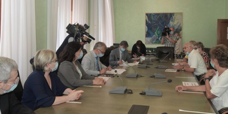 Cividale, in Consiglio regionale petizione per salvare l’ospedale