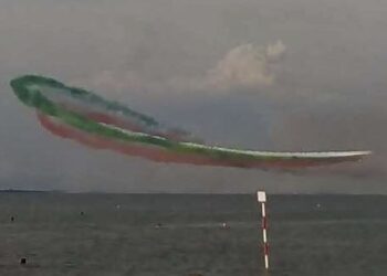 Col naso all’insù per le Frecce a Lignano