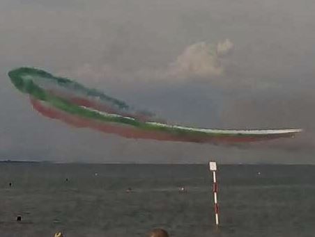 Col naso all’insù per le Frecce a Lignano