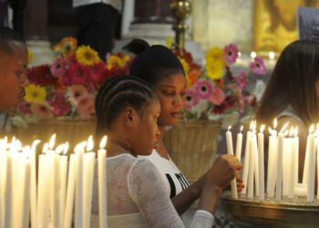 Comunità migranti in preghiera con l’Arcivescovo