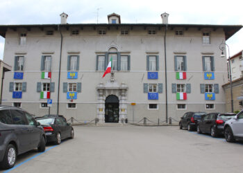 Confindustria, tre bandiere contro l’antieuropeismo