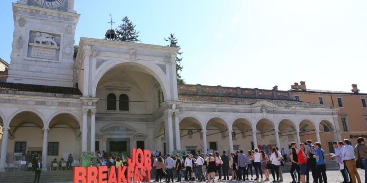“Conoscenza in festa” anima il centro di Udine