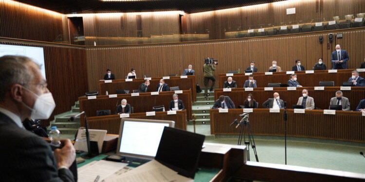 Consiglio regionale, mozione contro la guerra