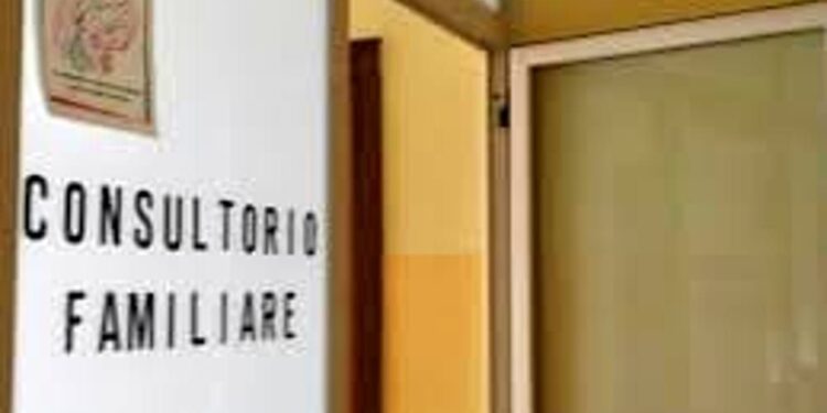 Consultori, rinnovata la convenzione. C’è anche l’accompagnamento per adolescenti