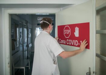 Contagi +71% in 7 giorni, Slovenia verso restrizioni