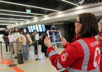 Coronavirus, niente controlli su treni e stazioni