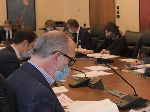 Covid, 1359 positivi in sei mesi tra il personale sanitario