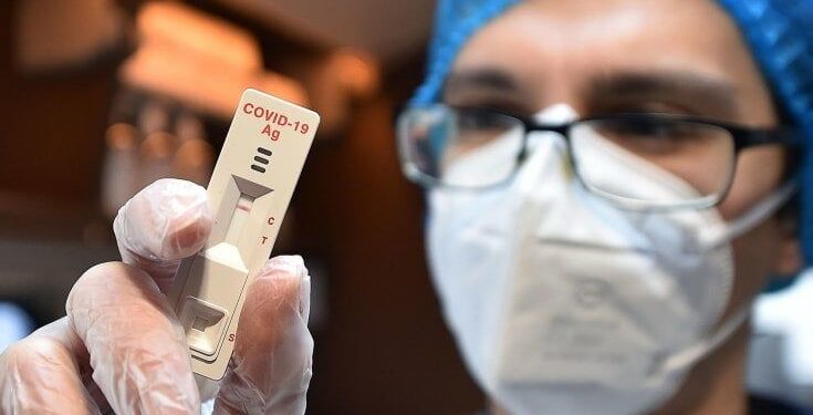 Covid, in ancora 981 nuovi casi