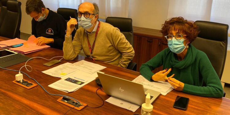 Covid, salgono i pazienti in terapia intensiva