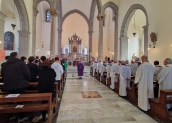 Da Padova a Faedis, il pellegrinaggio ” di riparazione” sulla tomba del Vescovo Pellizzo