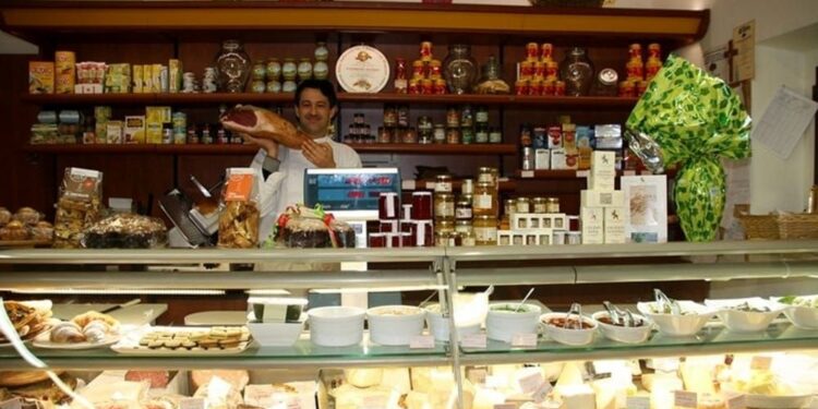 Da Pozzo: incentivi per negozi di vicinato come in Alto Adige