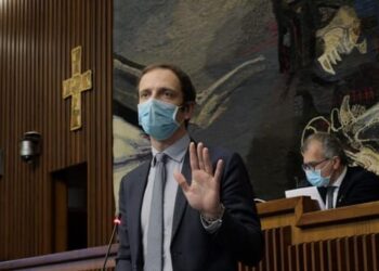 Dalle 15 consumazioni al bar solo seduti