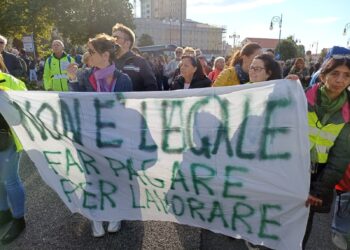 Diecimila al corteo no green pass a Trieste