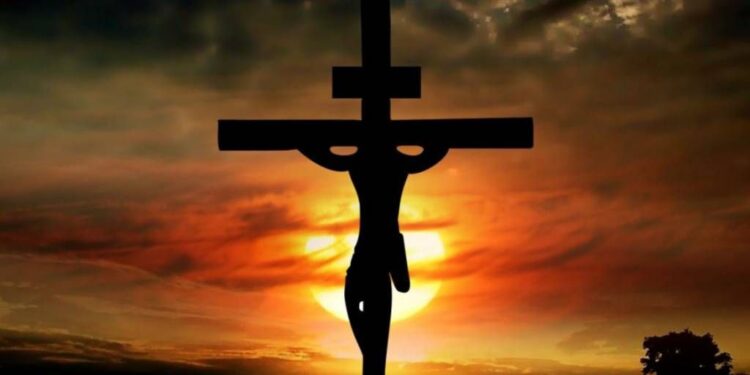 Distanti, ma uniti. Un triduo pasquale di forte comunione