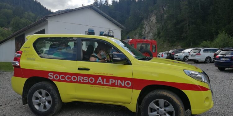 Domenica di super lavoro per il Soccorso alpino