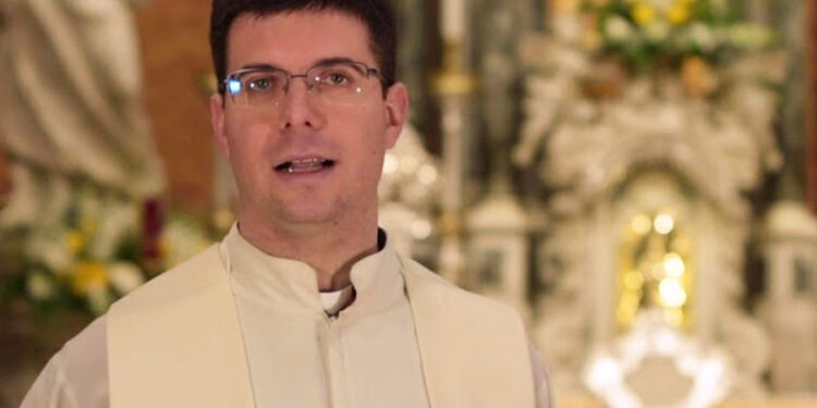 Don Morettin parroco di Plaino e Pagnacco e direttore della Pastorale giovanile