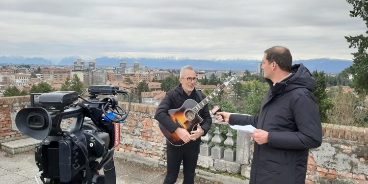Don Roberto Rinaldo presenta l’album del “lockdown”, intitolato Libertà