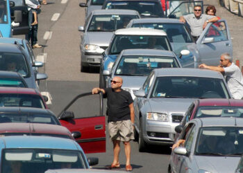 Due incidenti e 15 km di coda sulla A4