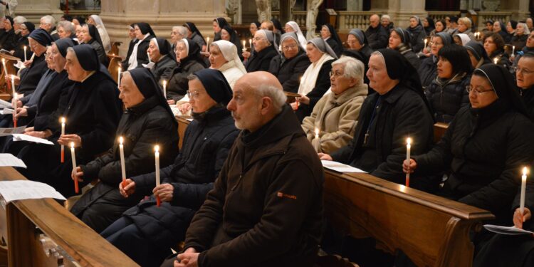 Ecco i 3 «comandamenti» per suore e religiosi