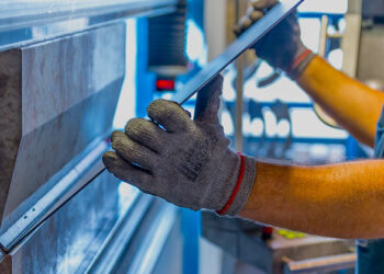 Effetto pandemia, in Fvg persi 12mila posti