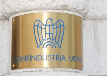 Esportazioni +33%, ma preoccupa il costo dell’energia